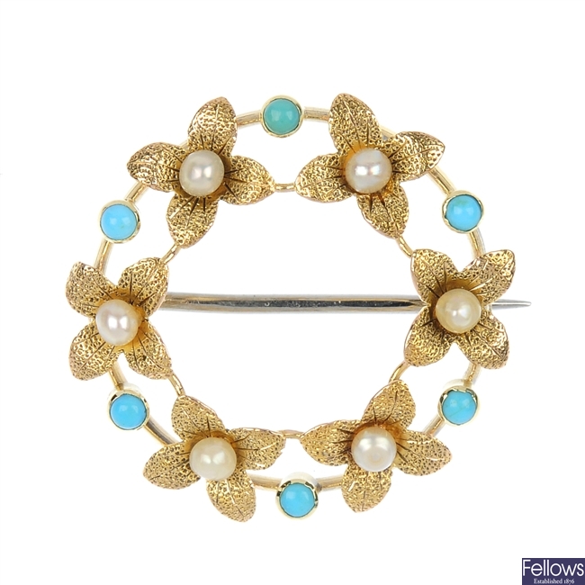 A turquoise and seed pearl wreath brooch.