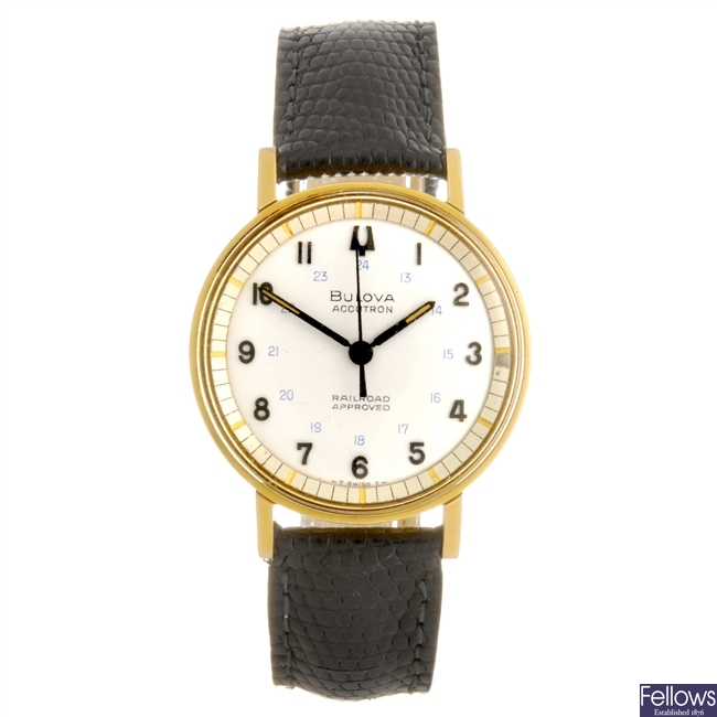 An 18k gold quartz gentleman's Bulova Accutron wrist watch.