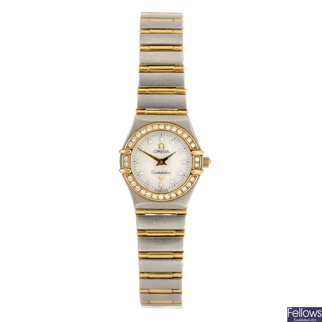 (75273) A bi-metal quartz lady's Omega Constellation bracelet watch.