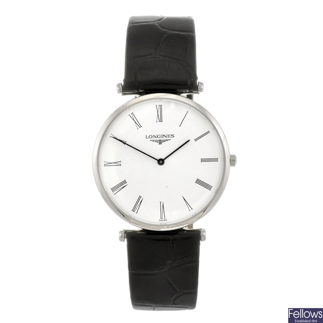 A stainless steel quartz gentleman's Longines La Grande Classique wrist watch.