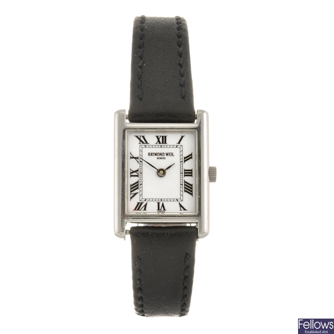 LOT 90 A stainless steel quartz lady s Raymond Weil Tradition