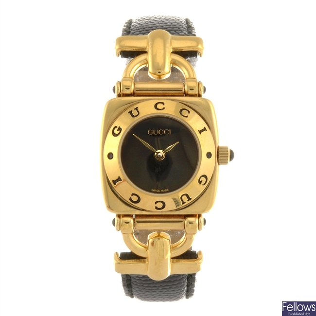 (108107708) A gold plated quartz lady's Gucci 6300L wrist watch.