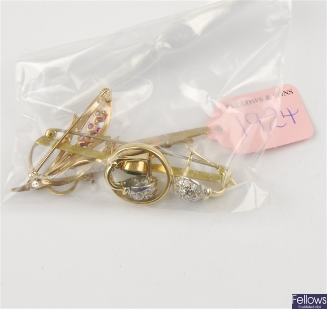 (116192166)  9ct brooch, 9ct brooch, 9ct brooch, 14ct clip on earrings, ring wedding ring
