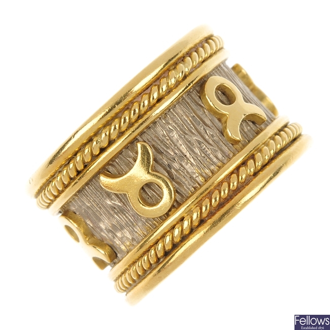A 1970s 18ct gold band ring.