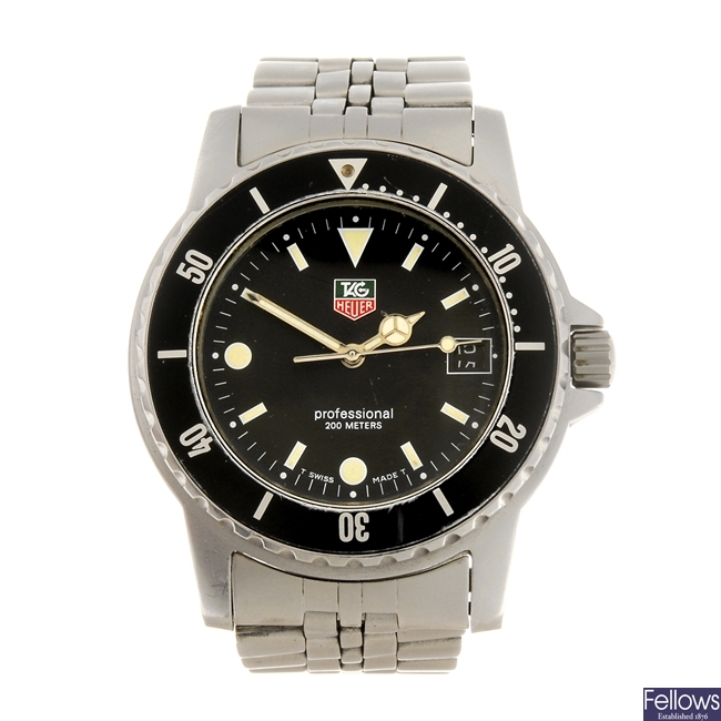 (919009602) A stainless steel quartz gentleman's Tag Heuer 1500 Series bracelet watch.
