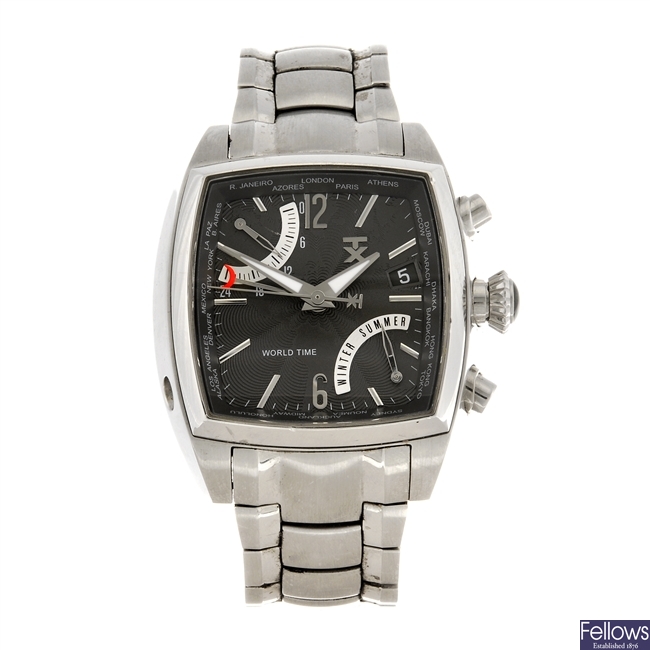 (602038688) A stainless steel quartz gentleman's TX bracelet watch.
