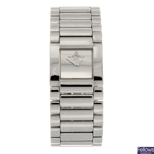 A stainless steel quartz lady's Baume & Mercier Catwalk bracelet watch.