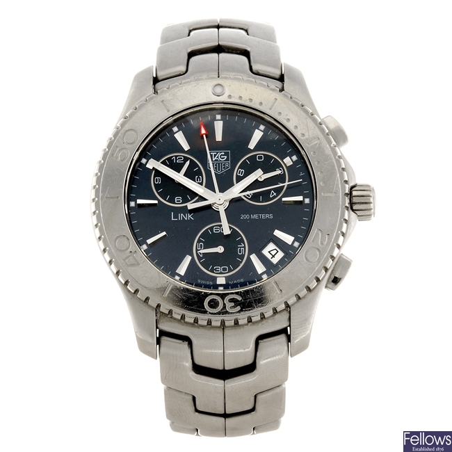 (952002397) A stainless steel quartz chronograph gentleman's Tag Heuer Link bracelet watch.