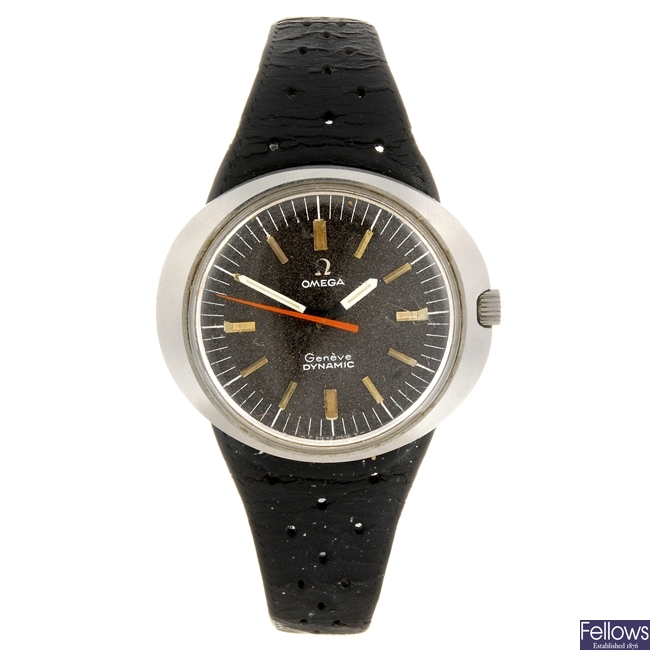 A stainless steel manual wind gentleman's Omega Geneve Dynamic wrist watch.