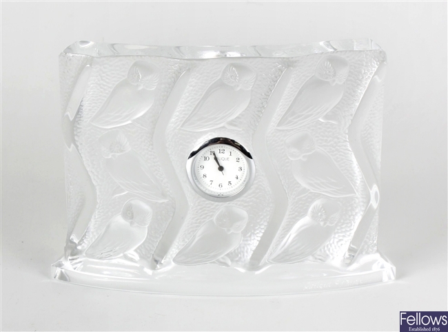 A modern Lalique glass 'Hulotte' desk timepiece