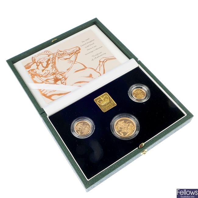 Elizabeth II, Gold Proof Sovereign Three Coin Set 2000.