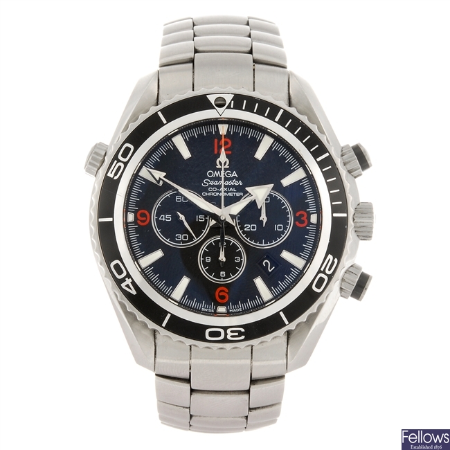 (504006219) A stainless steel automatic chronograph gentleman's Omega Seamaster bracelet watch.