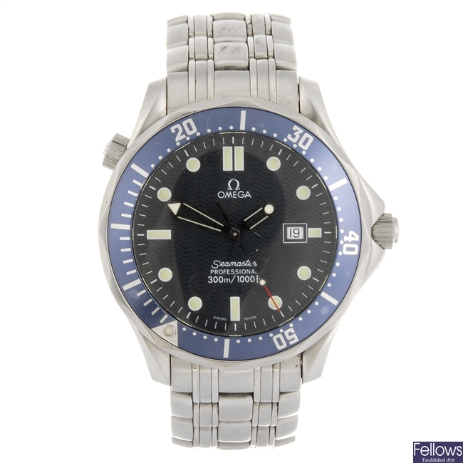 (405064709) A stainless steel quartz gentleman's Omega Seamaster bracelet watch.