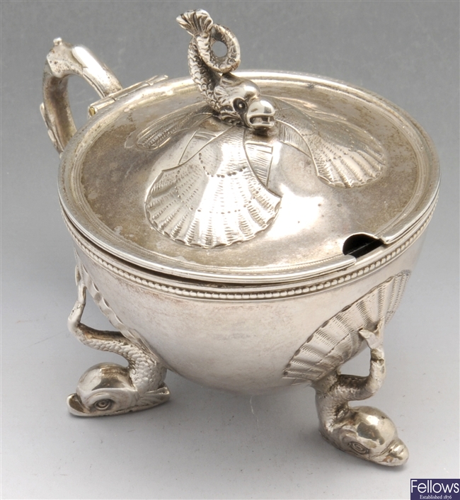 A Victorian silver mustard pot.