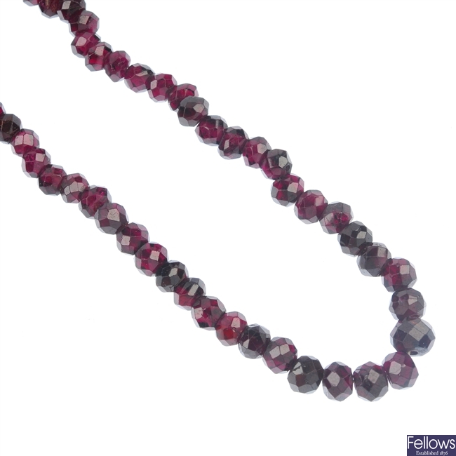 A garnet bead single-strand necklace