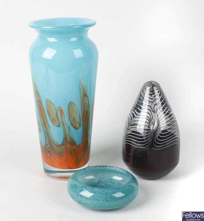 A large Monart glass vase, plus other glass items