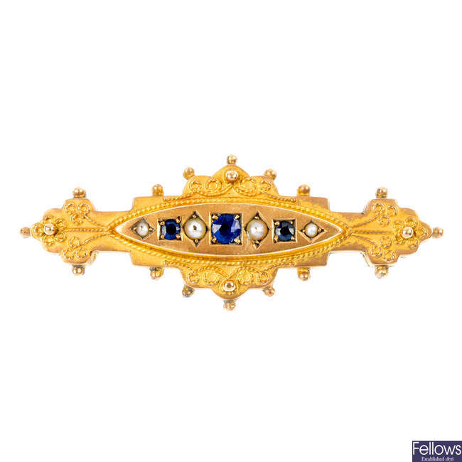 An Edwardian 9ct gold gem-set brooch and a 14ct clasp.