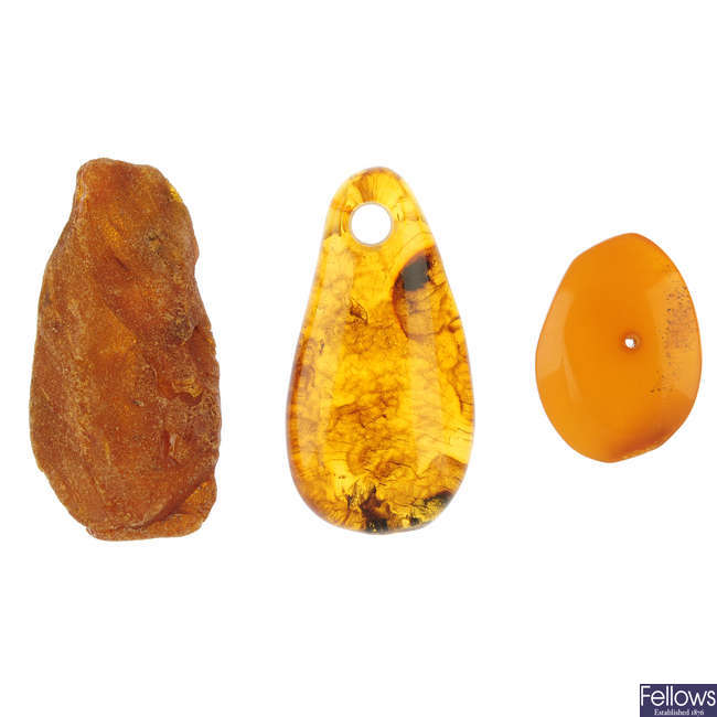 A selection of twelve pieces of amber.
