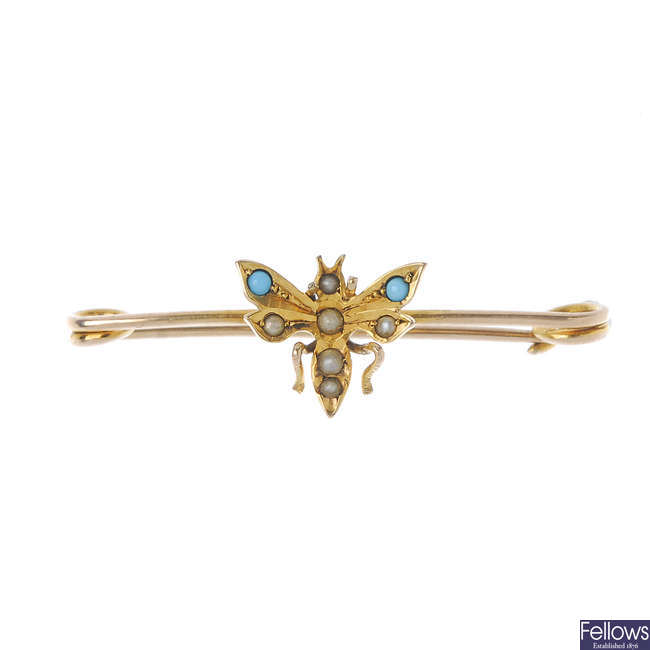 MURRLE BENNETT & CO. -  an early 20th century 9ct gold gem-set insect brooch.