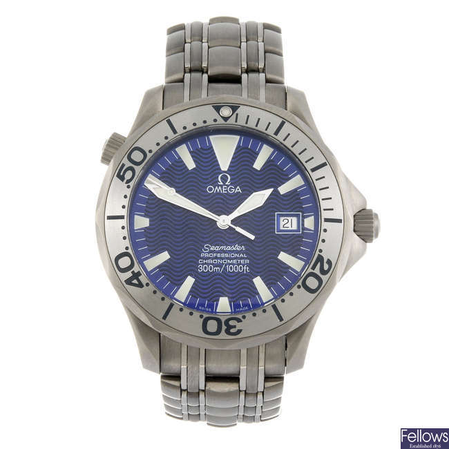 OMEGA - a gentleman's Seamaster Professional bracelet watch.