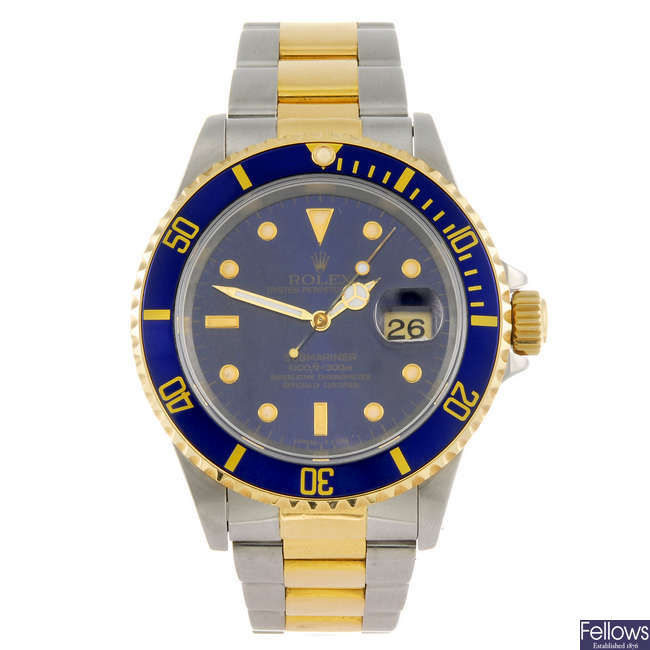 ROLEX - a gentleman's Oyster Perpetual Date Submariner bracelet watch.