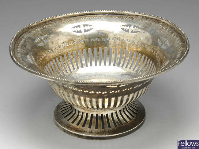An Edwardian silver bowl.