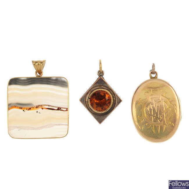 A selection of three pendants.