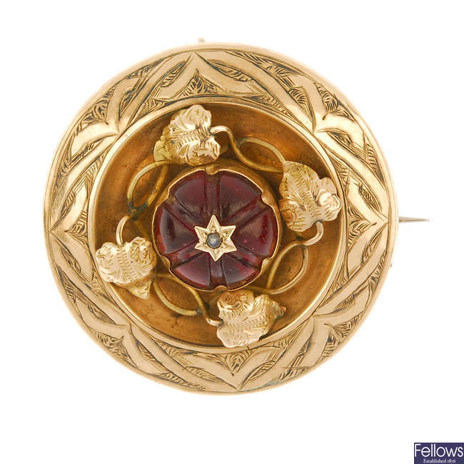 A late 19th century 9ct gold paste foliate memorial brooch.