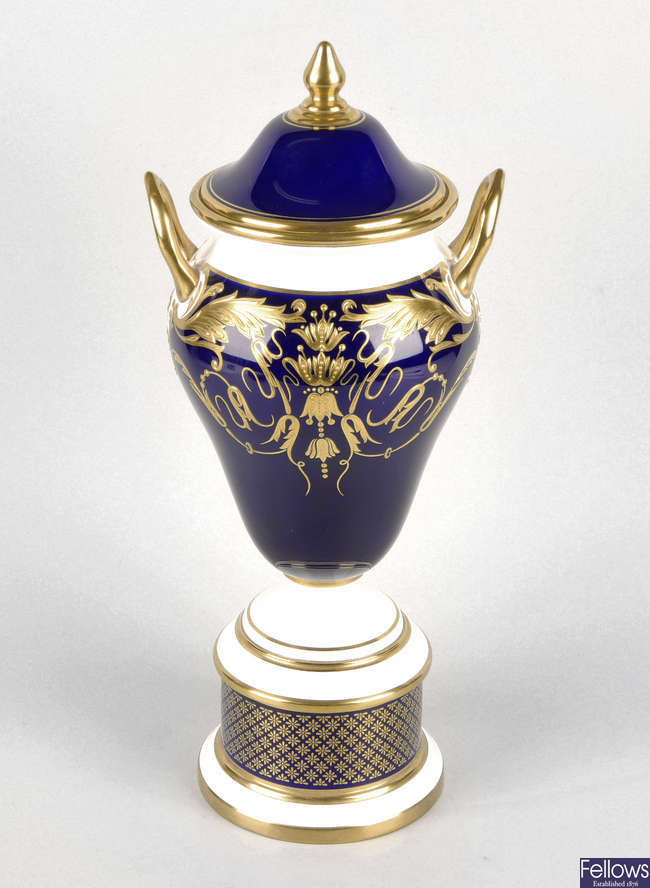A 20th century Wedgwood bone china lidded vase