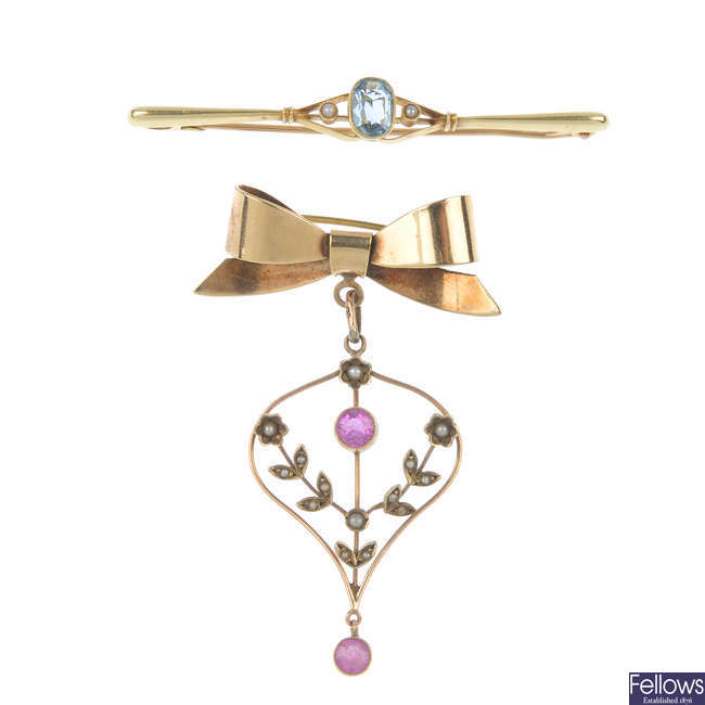 An early 20th century gold gem-set pendant and bar brooch.