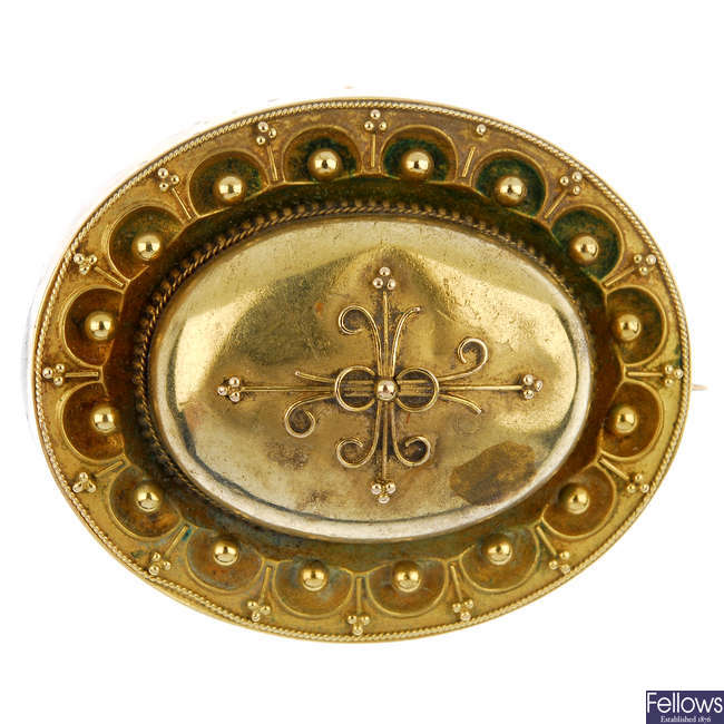 A late 19th century gold brooch.
