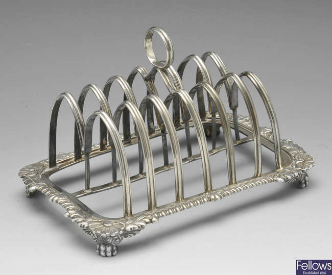 A George III silver toast rack, London 1817.