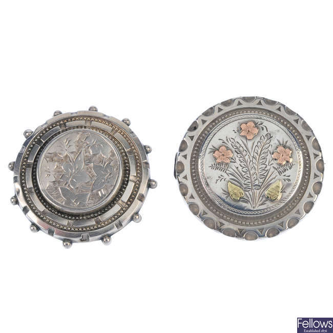 A selection of late 19th to early 20th century silver brooches.