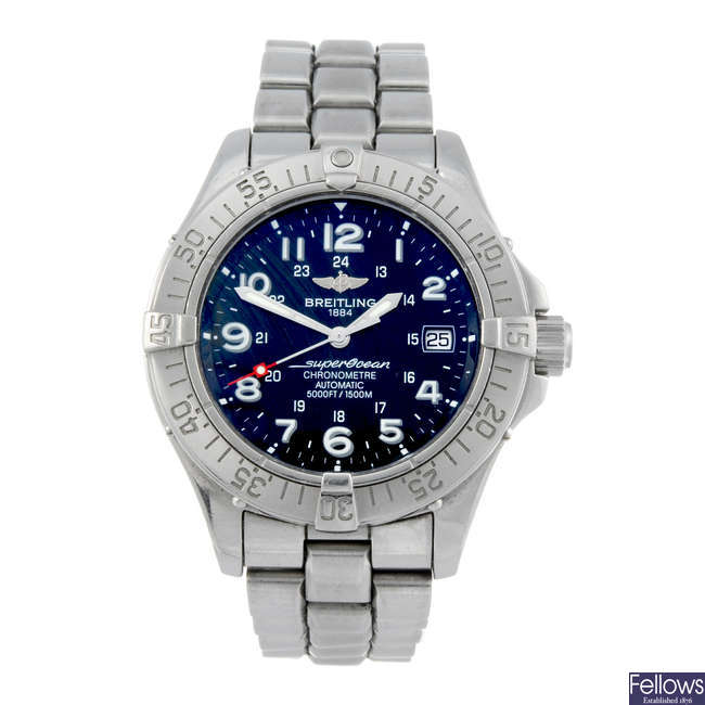 BREITLING - a gentleman's stainless steel Aeromarine Superocean Steelfish bracelet watch.
