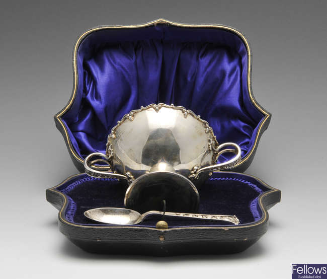 An early twentieth century Irish cased silver bowl and spoon.