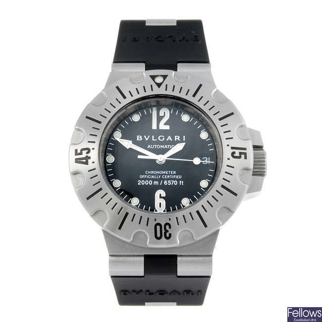 BULGARI - a gentleman's stainless steel Diagono Professional Scuba wrist watch.
