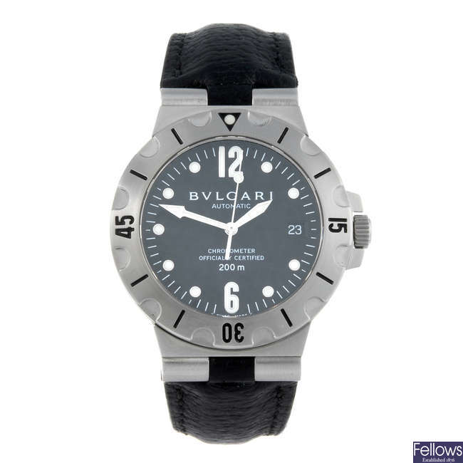 BULGARI - a gentleman's stainless steel Diagono Scuba wrist watch.