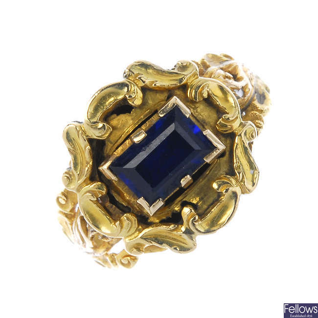 A late Georgian 18ct gold composite ring.