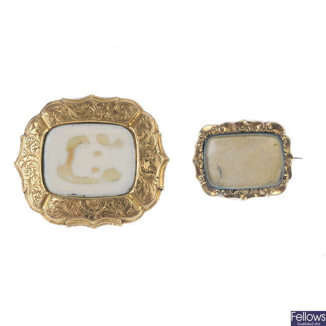 Two late Victorian gold memorial brooches.