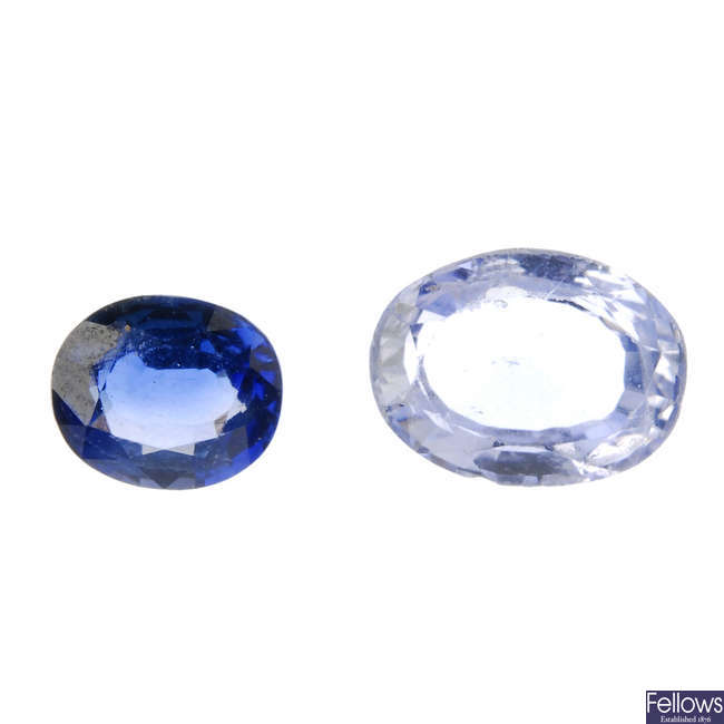 Two oval-shape sapphires, weighing 1.83 and 0.86ct.