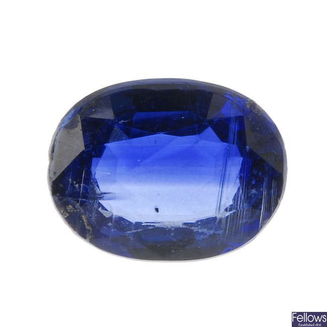 An oval-shape sapphire, weighing 2.05cts.