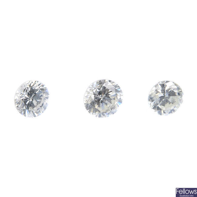 Three brilliant-cut diamonds, Total weight 0.38ct
