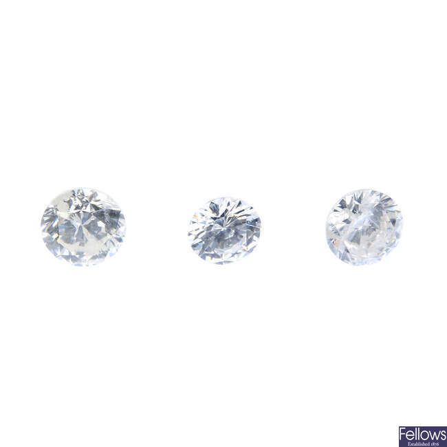 Three brilliant-cut diamonds, total weight 0.58ct.