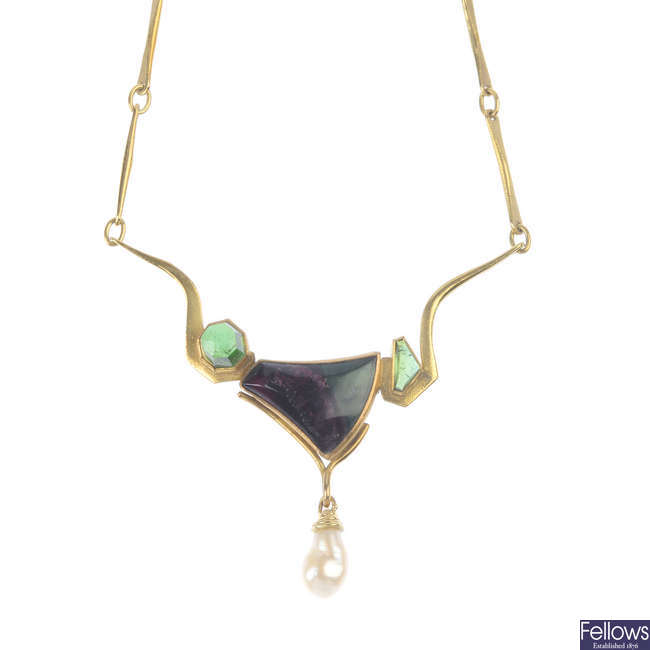 A tourmaline and cultured pearl necklace.