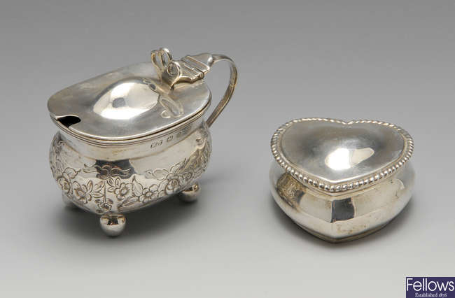 A selection of various silver and plated items, to include a late Victorian silver mustard pot, etc.