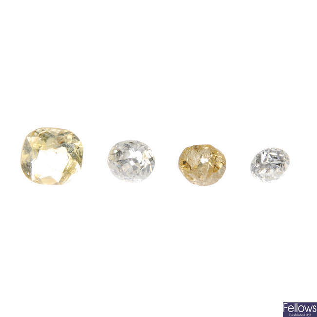 A selection of circular-shape diamonds, total weight 3.24cts.
