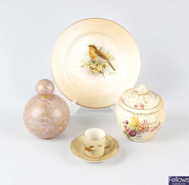 A group of Royal Worcester trinket boxes, etc.