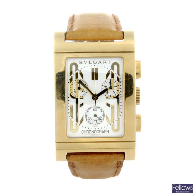 BULGARI - a gentleman's 18ct yellow gold Rettangolo chronograph wrist watch.