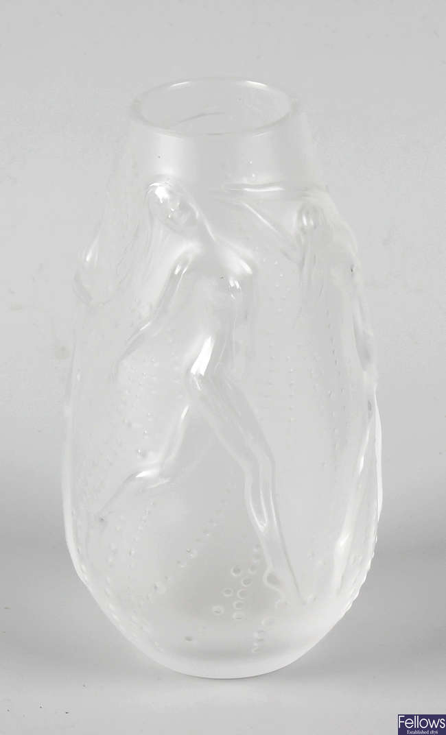 A modern Lalique glass 'Nymphae' bud vase.