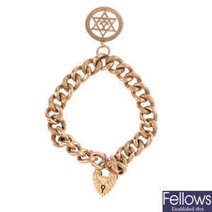 An Edwardian 9ct gold bracelet, and Masonic charm.